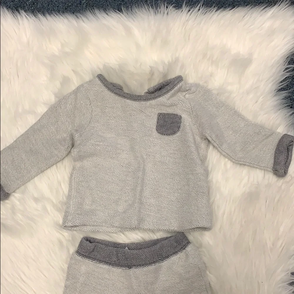 Carters grey sweat outfit